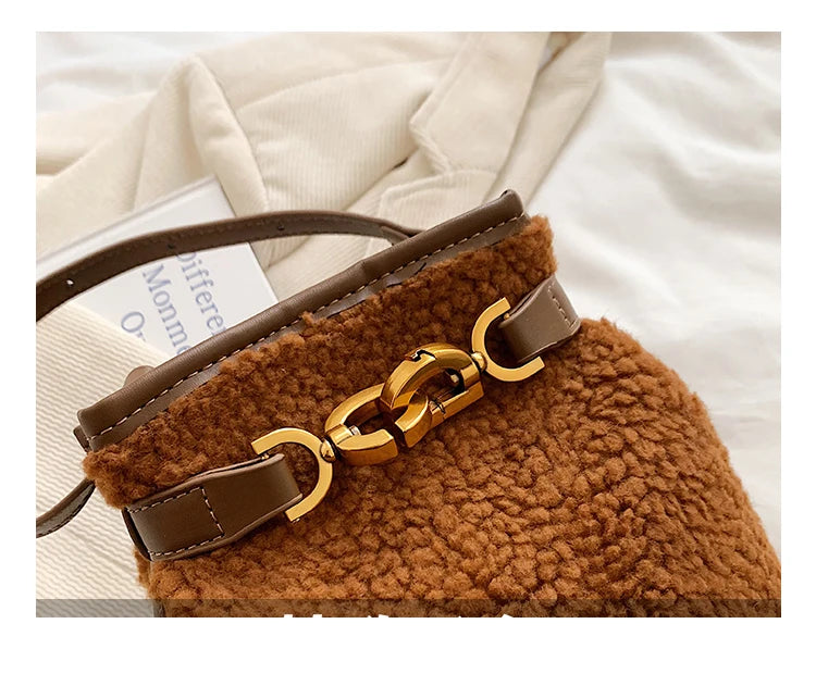 Brynlee Sherpa Bucket Bag