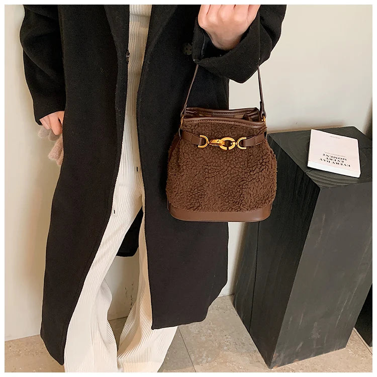 Brynlee Sherpa Bucket Bag