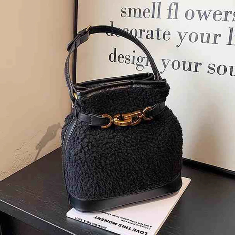 Brynlee Sherpa Bucket Bag