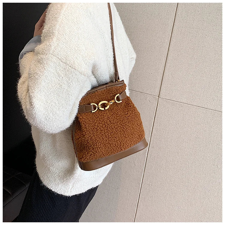 Brynlee Sherpa Bucket Bag