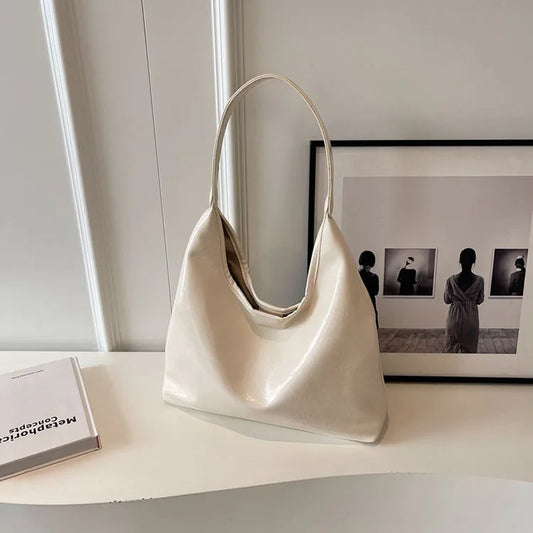 Maeve Slouchy Tote