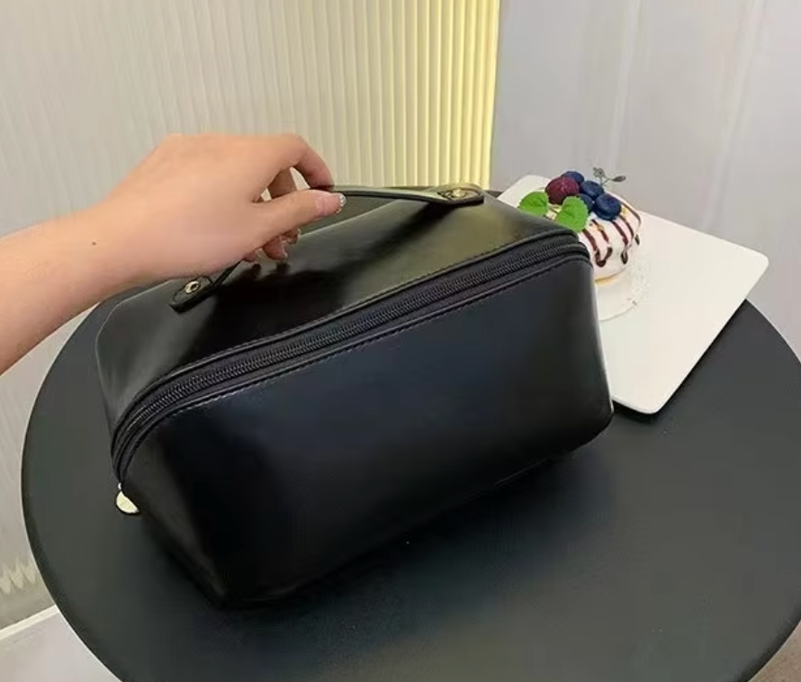 Callie Travel Cosmetic Bag